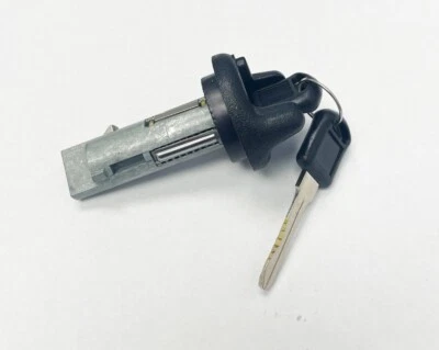 Cilindro de bloqueo de encendido US-213L nuevo para camioneta Chevy S10 Chevrolet S-10 Tahoe GMC Foto 1 de 4