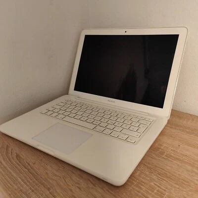 Apple White MacBook  / 2009/Unibody Weiß wahrscheinlich A1342 Bastler #14 - Bild 1 von 4