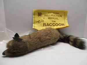VINTAGE MAGIC SHOP ROCKY RACCOON MAGICIAN PROP REAL FUR TAIL TOY RARE FIND 1984 - Picture 1 of 9