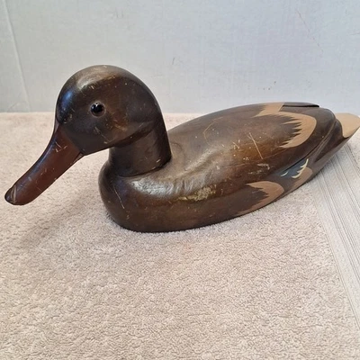 Señuelo de pato de madera tallado a mano pintado a mano firmado Davis Foto 1 de 4