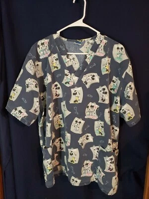 Scrubs Scrub Top Cartoon Mickey and Minnie Mouse Womens Size 1X - Image 1 of 4