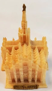 RARE ITALY DUOMO DI MILANO  3D RESIN ?  SOUVENIR TOURIST GIFT CRAFT SEE PICS - Picture 1 of 12