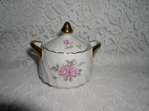 Vintage Lefton Sugar Bowl with Lid 3171 Pink Roses Gold Trim EX - Picture 1 of 3