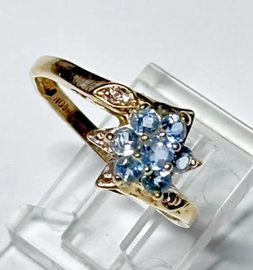 10K yellow gold ring Aquamarine semiprecious gemstone flower Vintage Size 8 - Picture 1 of 7