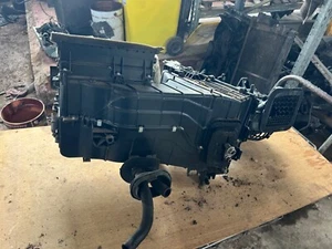 VW T5 TRANSPORTER 2005 AIR CON HEATER BLOWER MATRIX ASSEMBLY 7H2820005AF - Picture 1 of 8
