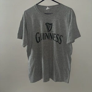 Guinness T Shirt Men’s Large Gray Short Sleeve Irish Festival Vintage Casual - Picture 1 of 7