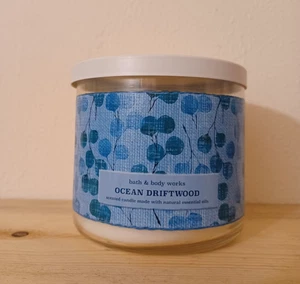 Bath & Body Works White Barn 3-Wick Scented Candle Ocean Driftwood 14.5 oz - Picture 1 of 8