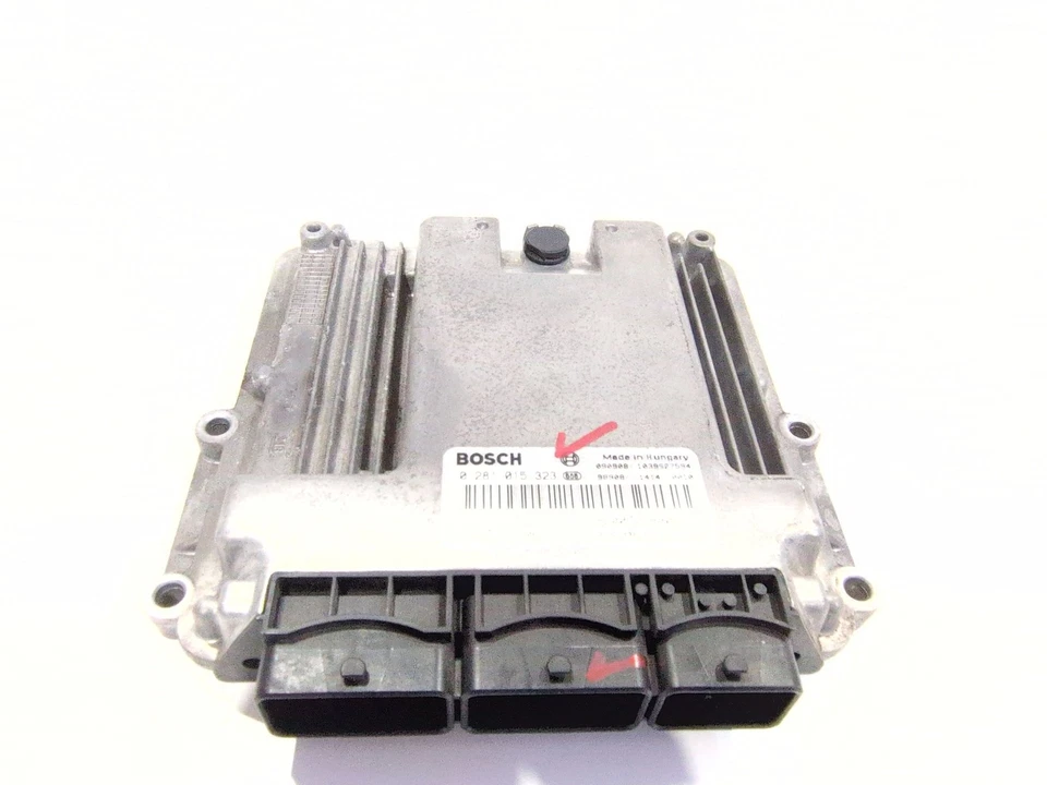 8200786880 CENTRALINA MOTORE / BOSCH 0 281 015 323 / 191569 PER RENAULT LAGUNA I - Immagine 1 di 4