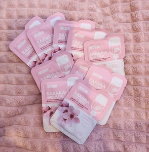 Sakura Mud Mask Sachet Travel Mini Skin Care Hydrating Soft Skin 10 x 5g Sealed - Picture 1 of 1