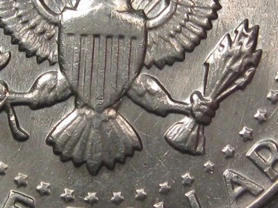 10 RARE No "FG" Error 1982-P Kennedy Half Dollars. Roll Searcher Find! - Image 1 of 4