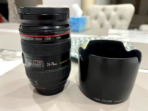 Cannon EF 24-70mm F/2.8 L serries I with lens hood, GOOD condition 9 out of 10. - Picture 1 of 7