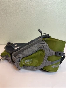 Riñonera REI Single Shot Botella de Agua Hidratación Caminata Verde Gris - Imagen 1 de 12