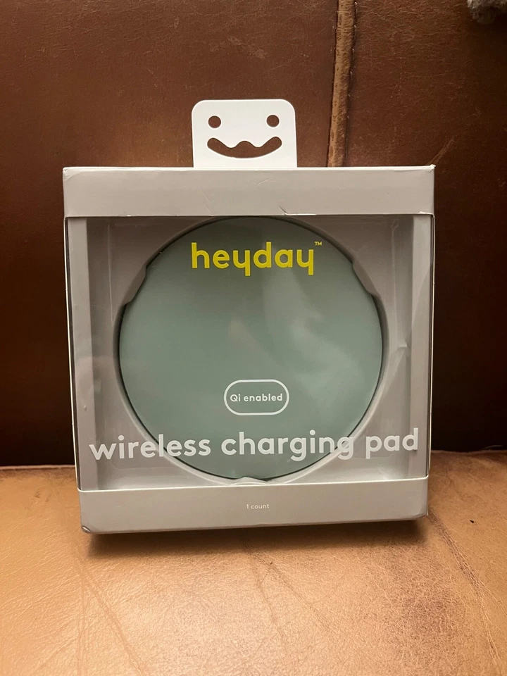 Almohadilla de carga inalámbrica Heyday Qi 5W verde río Foto 1 de 4