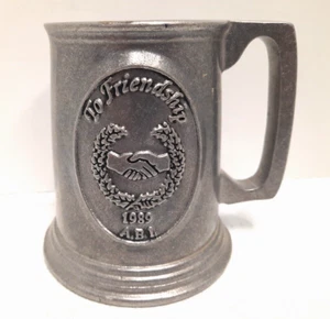 Vintage 1989 "To Friendship" A.B.I. Weihnachtsbierstein RWP Wilton Zinnkrug - Bild 1 von 7