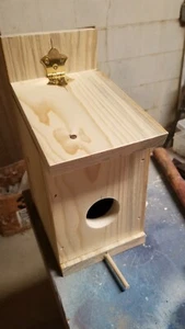 Wooden outdoor bird houses - Picture 1 of 1