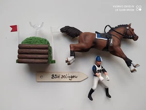 ◄◄ BSH ►► Schleich 42047 Springreiter Set der Vielseitigkeit - Bild 1 von 4