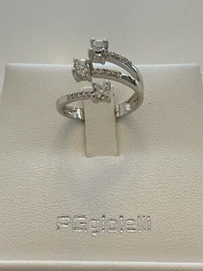 ANELLO TRILOGY DIAMANTI Taglio Brillante G VS ORO BIANCO 18 KARATI PG Gioielli - Foto 1 di 9