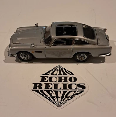 Aston Martin DB5 1964 Danbury Mint 007 bueno - 1:24 - asiento eyector sin caja ni techo  Foto 1 de 4