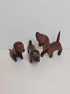 Lote de 3 perros Dachshund tallados a mano de madera vintage LEER - Imagen 1 de 20