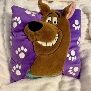 Vintage Scooby Doo Glow In The Dark 3D Decorative Plush Pillow 2002 - Picture 1 of 8