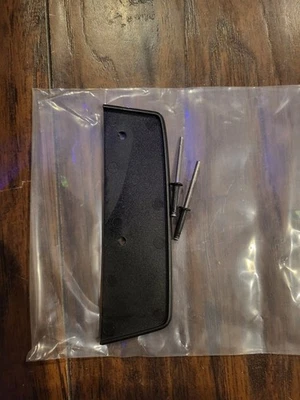 Alerón lateral izquierdo Mercedes-Benz 2022-2026 OEM 463-885-61-02 Foto 1 de 3