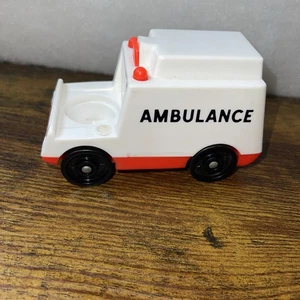 Ambulancia familiar Fisher Price Play - Imagen 1 de 9
