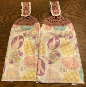 2 toallas colgantes coloridas de huevo de Pascua tejidas a mano de doble cara conejo plato - Imagen 1 de 5