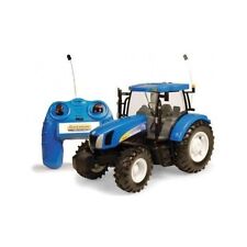 BRITAINS 1:16 RADIO CONTROLLED NEW HOLLAND T6.070 TRACTOR TRATTORE  ART 426011
