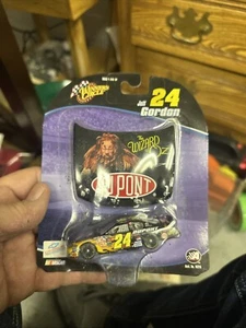 Diecast 1:64 Jeff Gordon Wizard of OZ Cowardly Lion Chevy WC Mini Race Hood 2004 - Picture 1 of 1