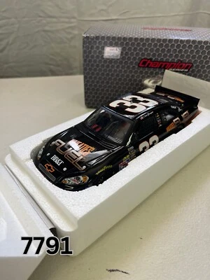 CLINT BOWYER 2010 CFS #33 WHEATIES FUEL CHEVY /1,000 - Image 1 of 4