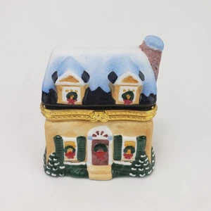Vintage Christmas House Trinket Box Hinged Porcelain Figurine Holiday Decor - Picture 1 of 9