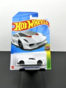 Hot Wheels 2024 Mainline K Case HW Exotics Lamborghini Sesto Elemento Blanco #204 - Imagen 1 de 2