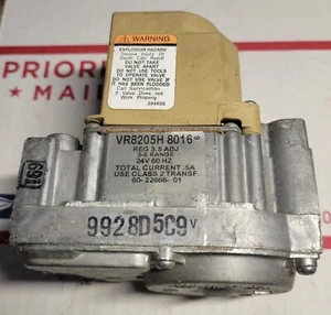 Honeywell VR8205H8016 HVAC Furnace Gas Valve Rheem Ruud 60-22866-01 used #G153 - Picture 1 of 5