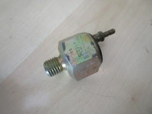Mercedes Benz W116 W123 W126 OM617 Sensor Schalter Turbo Ladedruck NEU original - Picture 1 of 16