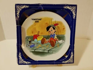 PINOCCHIO 1940 DISNEY PLATE THE DISNEY CLASSICS PLATE - 2nd In The Series Of 6 - Picture 1 of 8