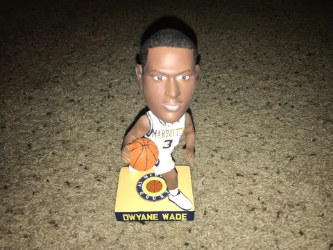 Dwyane Wade Marquette Golden Eagles SGA Bobblehead Cover