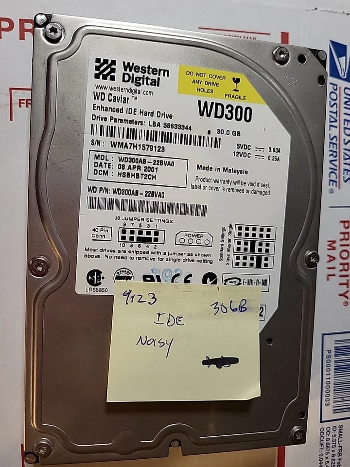 Western Digital Caviar 30GB Internal 5400RPM 3.5" (WD300AB) IDE Hard Drive Works - Image 1 of 4