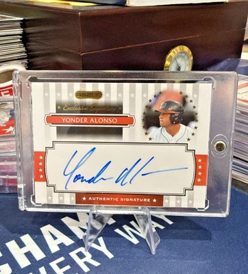2008 Razor Exclusive Signatures AUTO #ES-6 Yonder Alonso - Image 1 of 2
