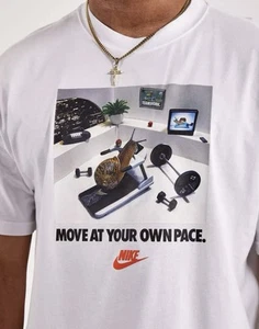 Camiseta Nike Move At Your Own Rice blanca mediana FB9823-100 - Imagen 1 de 4