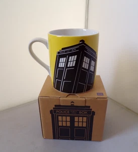 TAZA DE CERÁMICA DOCTOR WHO BBC 2012 CAJA DE POLICÍA DISEÑO TARDISS NUEVA EN CAJA - Imagen 1 de 6