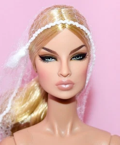 Eugenia Perrin-Frost Summer Rose Fashion Royalty Nude Doll & Hands Stand & Box W - Picture 1 of 5