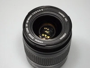 Canon EOS EF 28-80mm f/3.5-5.6 II ZOOM LENS FILM/DIGITAL - Picture 1 of 3