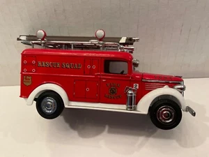 Matchbox 37 1937 GMC Fire Rescue Squad Van FDNY Fire Dept New York YFE10 1:43 - Picture 1 of 6