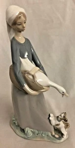 LLadro 10.5" Daisa 1977 Maiden Woman with Dog & Geese Figurine - Marked - Picture 1 of 5