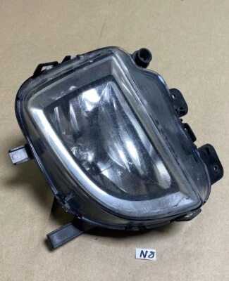 Противотуманные фары пассажирские 2010-2014 Volkswagen Golf GTI 5K0-941-700-E N8 - Изображение 1 из 4