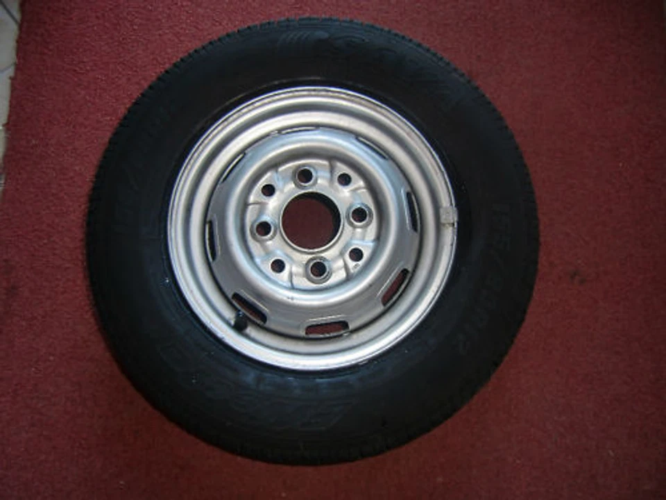 CERCHIO COMPLETO DI PNEUMATICO DISCO 12" POLLICI PIAGGIO PORTER  - Immagine 1 di 1