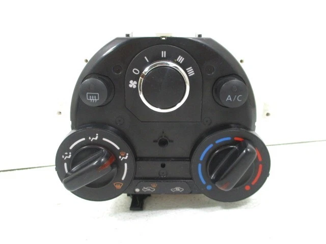 Nissan Versa 2015-2019 manual calefacción aire acondicionado control de temperatura OEM LKQ Foto 1 de 4