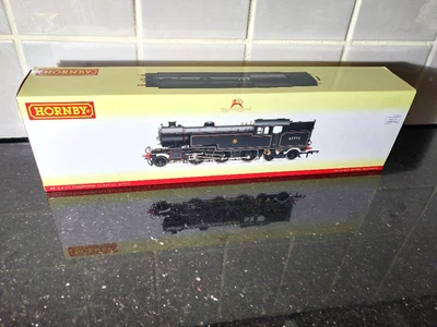 Hornby R2913 BR 2-6-4T Thompson L1 67772 NMIB - Image 1 of 4