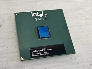Intel Pentium III 667MHz, Socket 370, 133MHz FSB, 256KB, SL45X, Coppermine - Picture 1 of 2