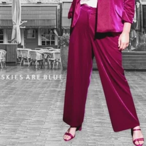 Skies Are Blue Curvy Velvet Straight Leg Pants Magenta Pink 3X NEW - Picture 1 of 9